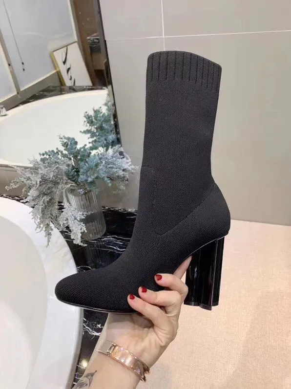 High Quality  LUV BOOTS 019