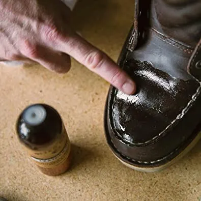 Otter Wax Leather Oil | All-Natural Universal Polish & Conditioner